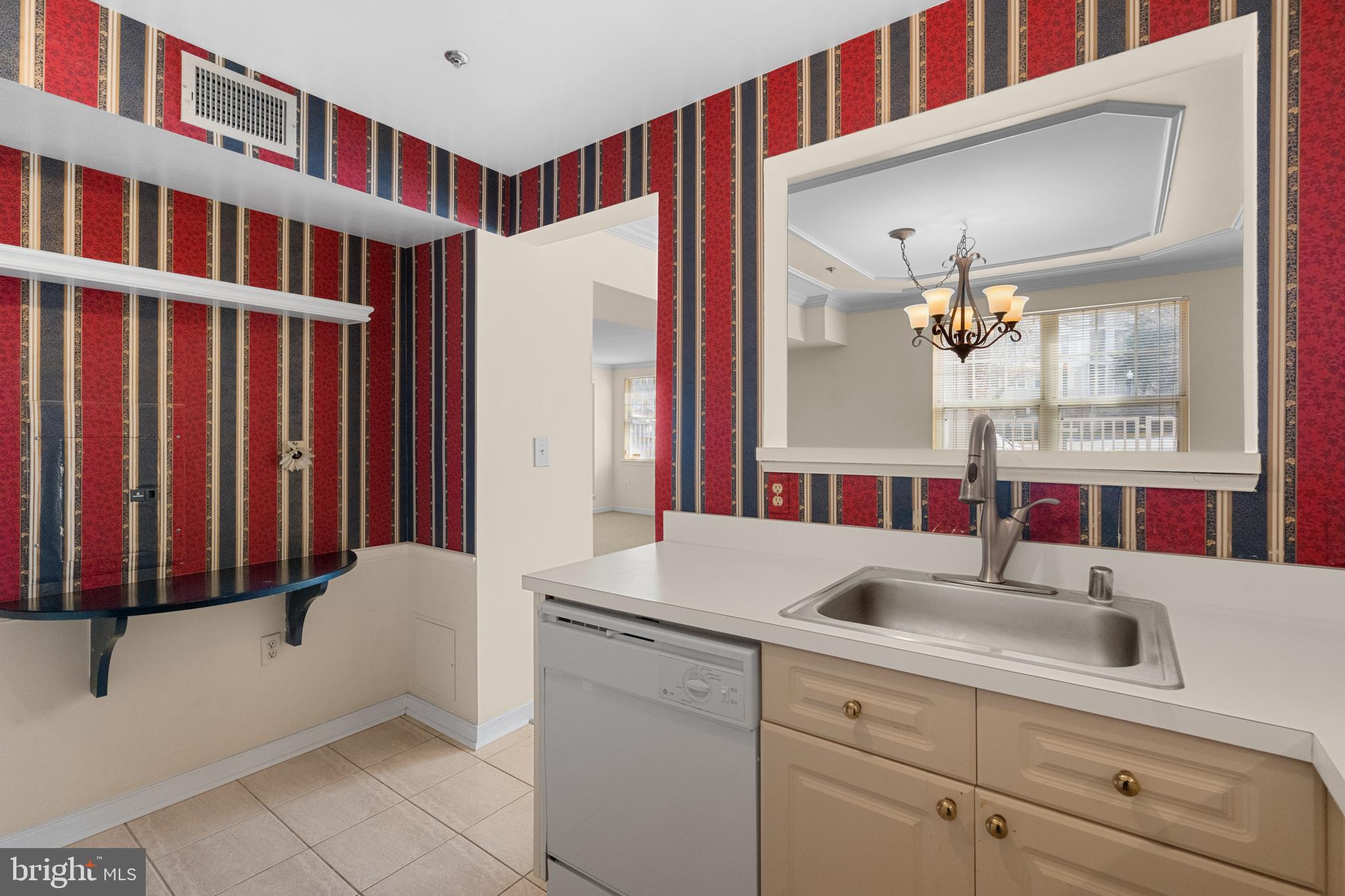 LILLIAN COURT AT TYSONS - Residential