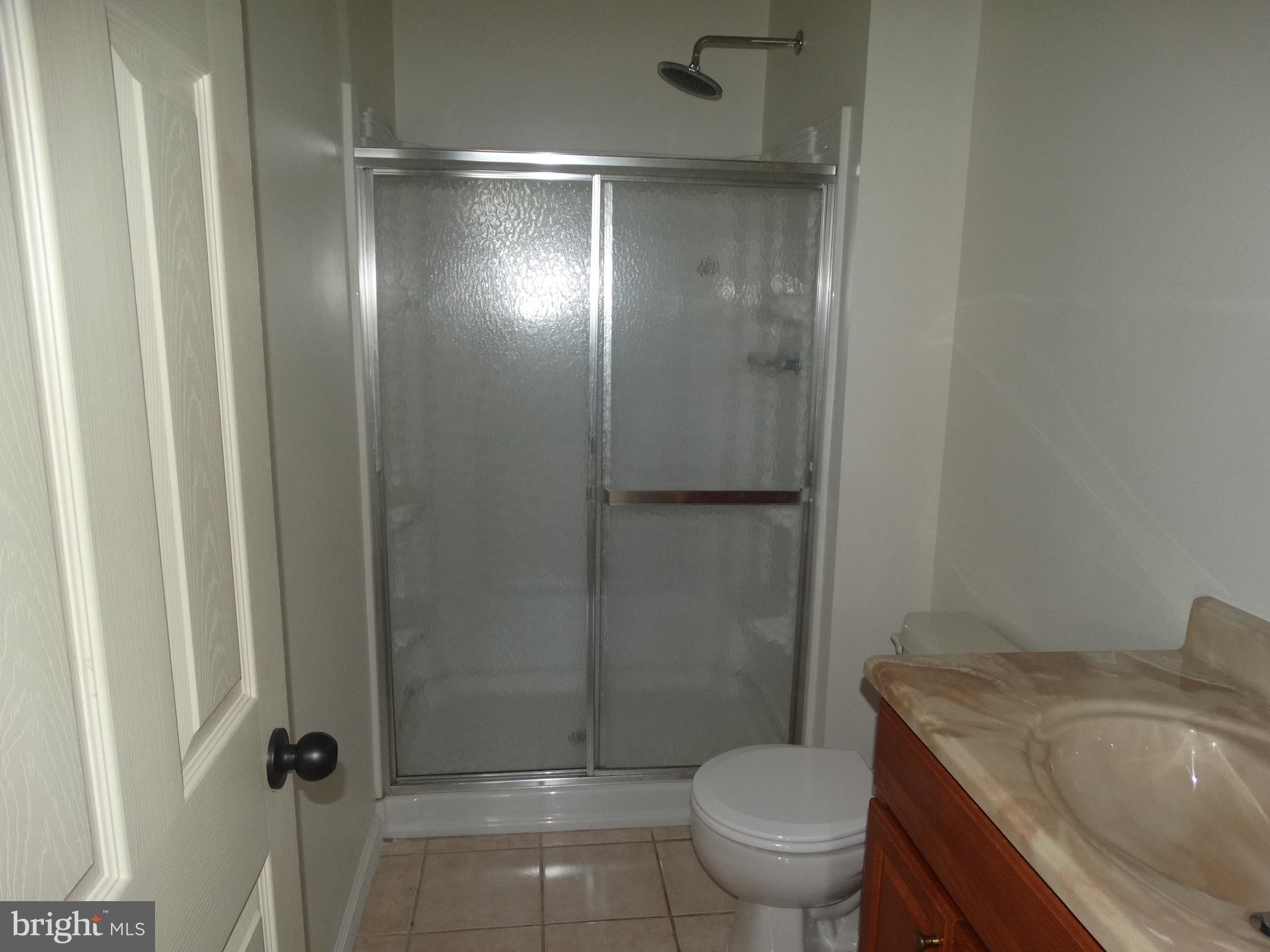 WHISPERING HILLS - Residential