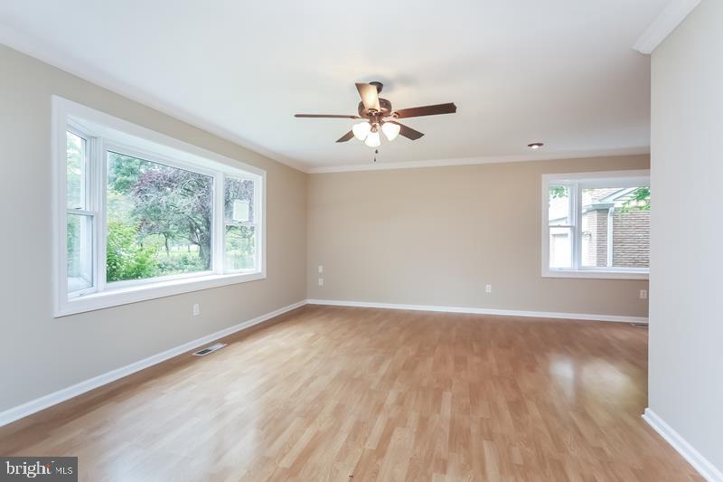 LANSDALE - Residential