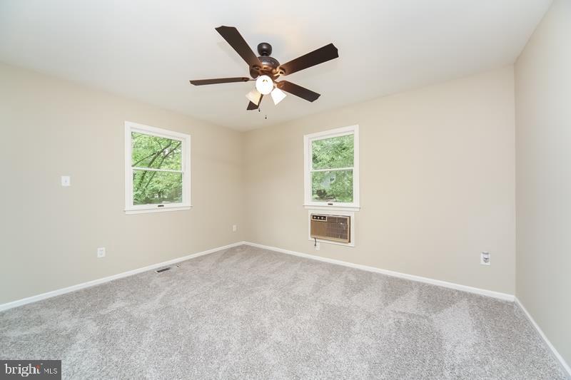 LANSDALE - Residential