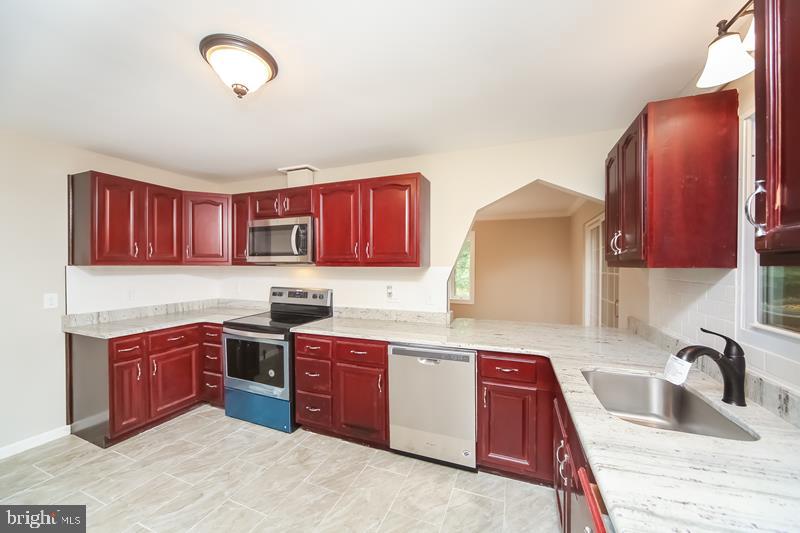 LANSDALE - Residential