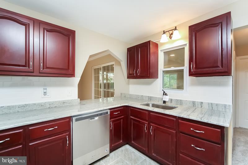 LANSDALE - Residential