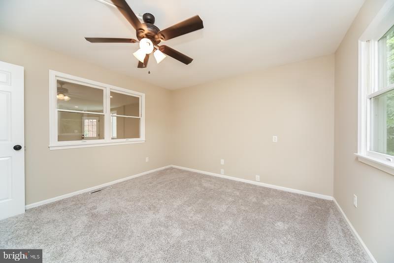 LANSDALE - Residential