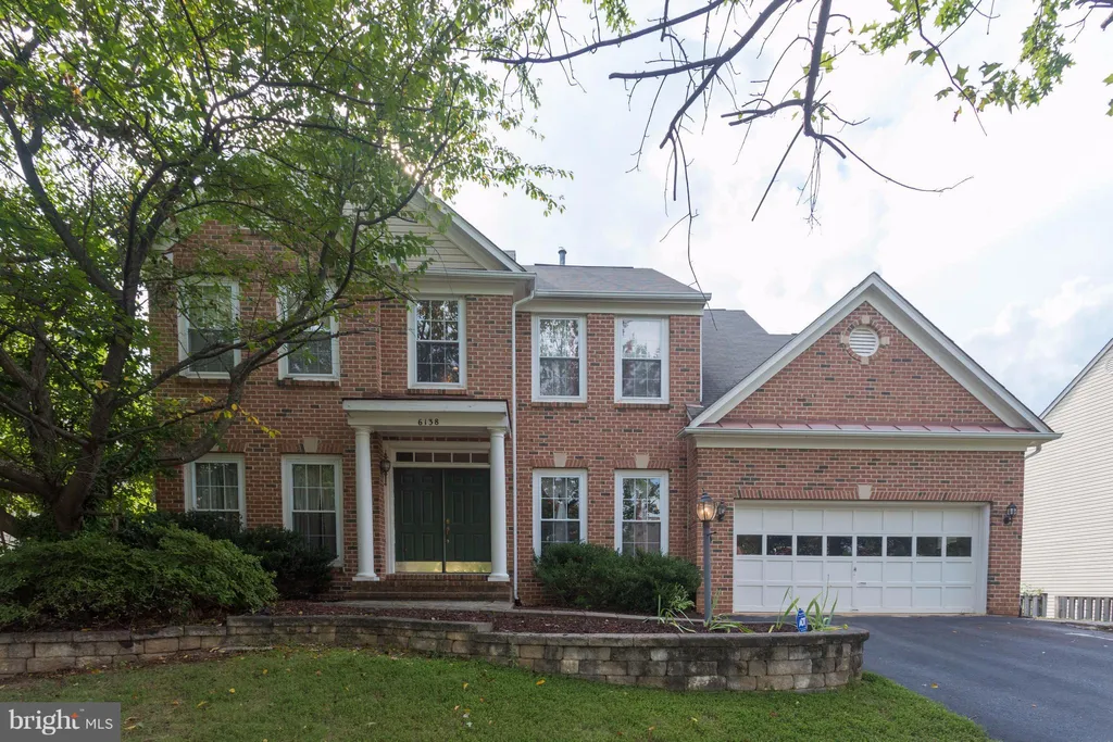 6138 Deer Ridge Trail, Springfield, VA 22150