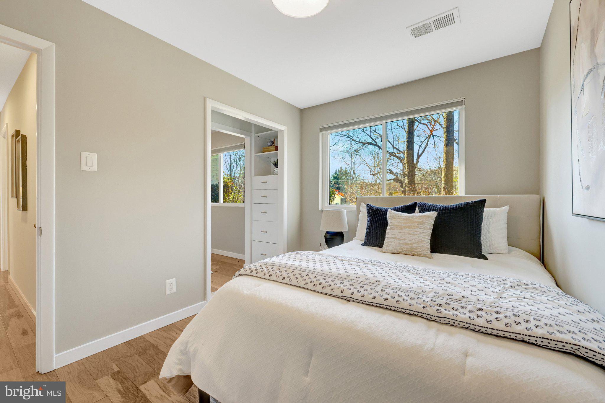 MANTUA - Residential