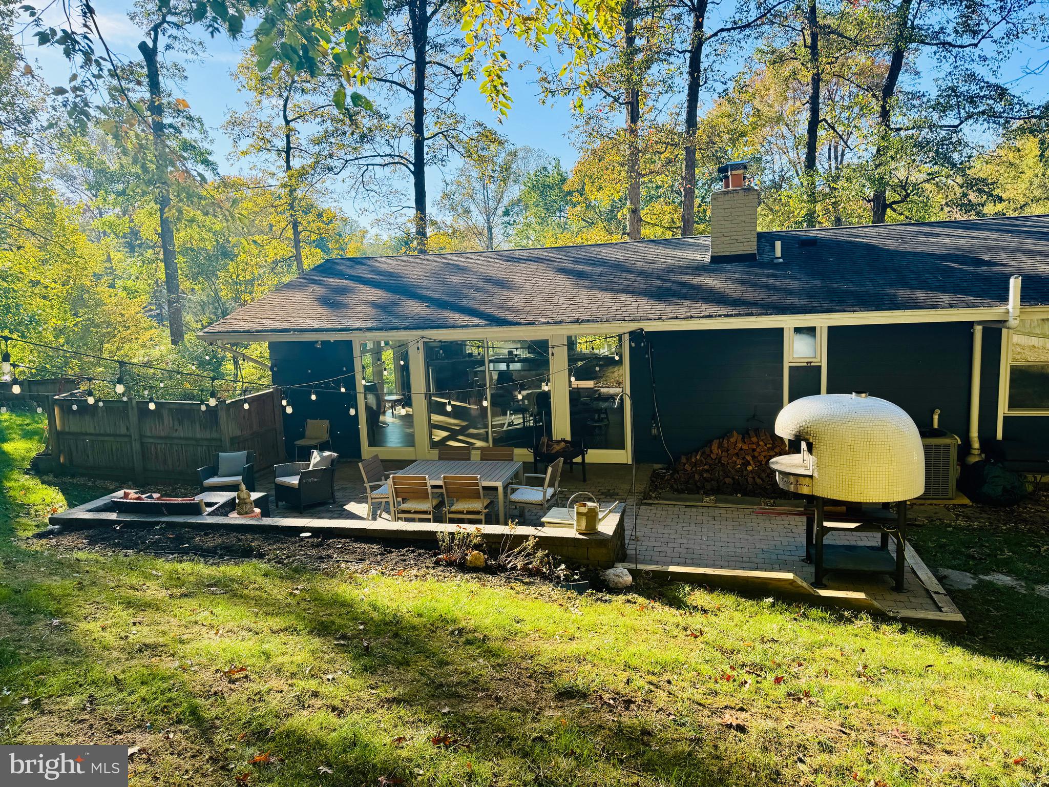 MANTUA - Residential