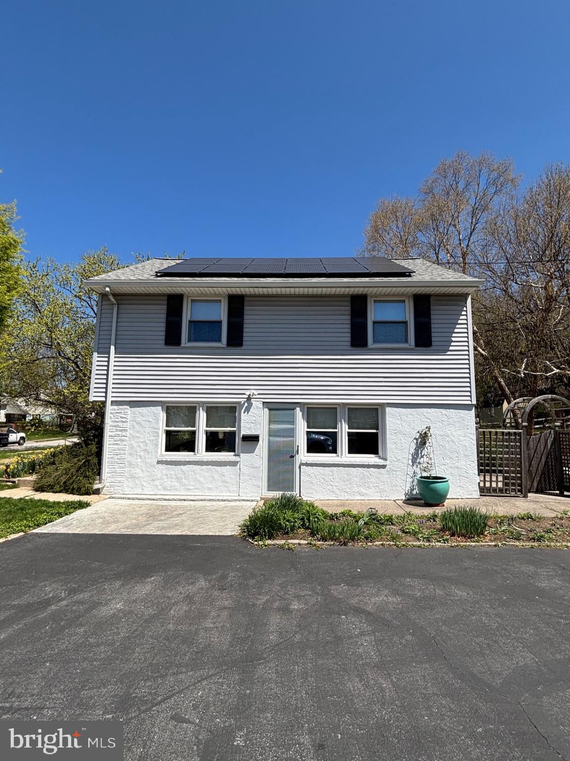 BELMONT TERR - Residential