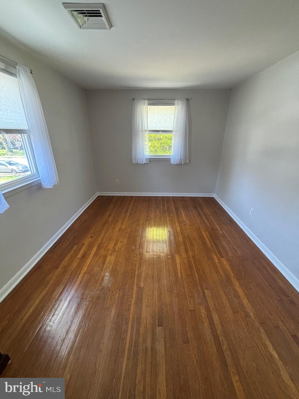 BELMONT TERR - Residential