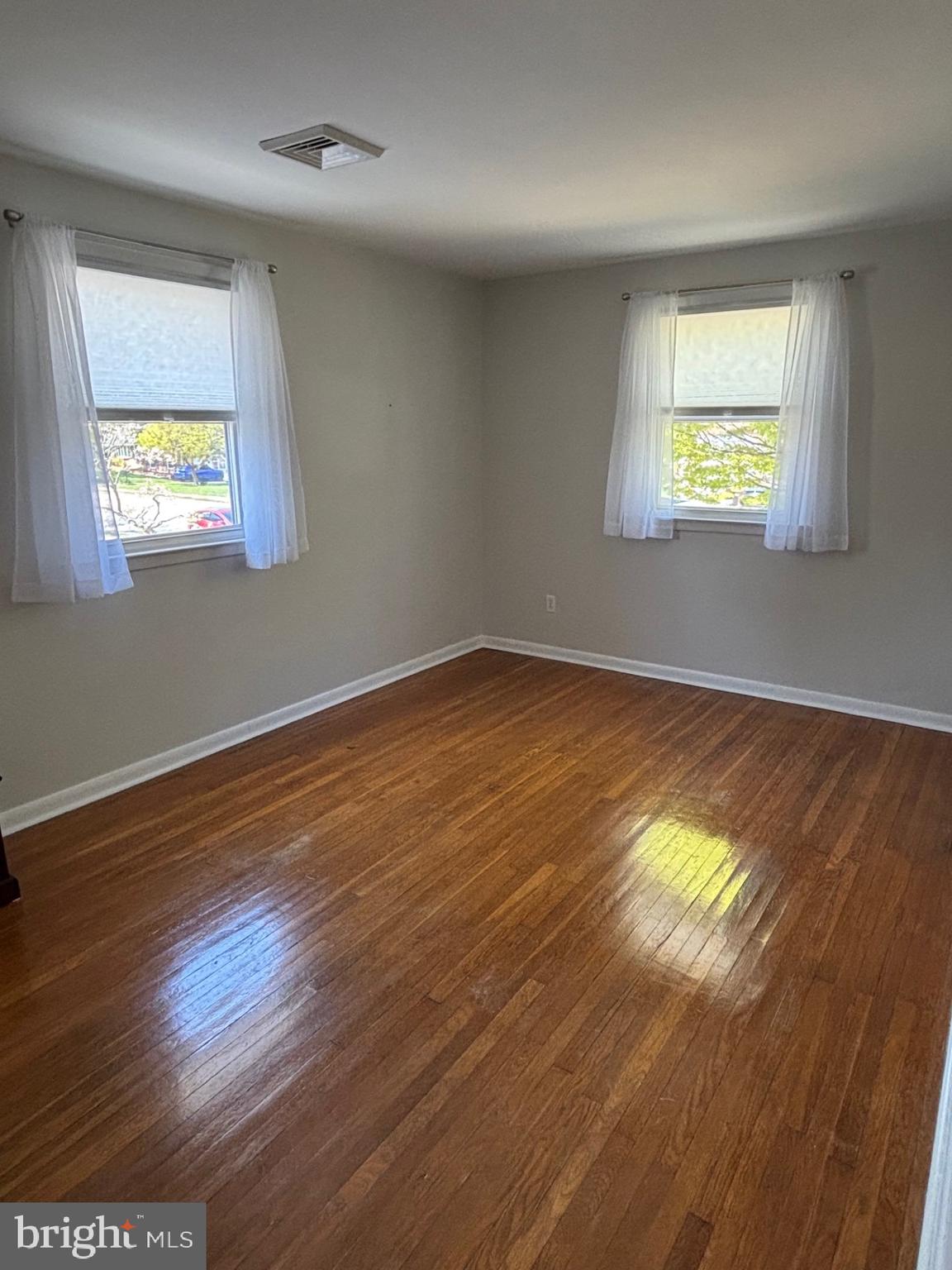 BELMONT TERR - Residential