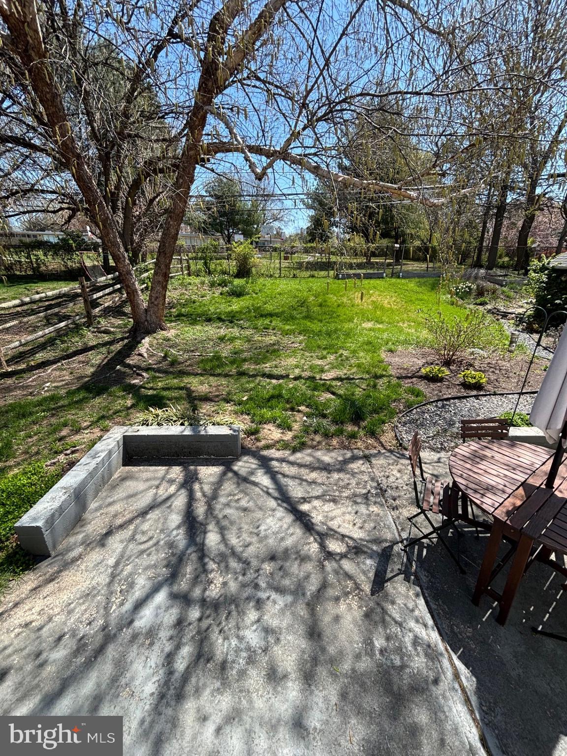 BELMONT TERR - Residential