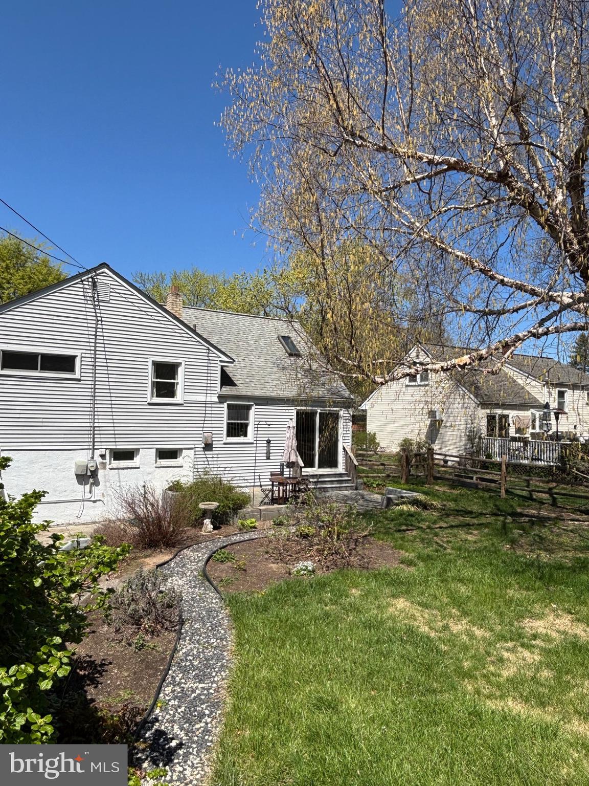 BELMONT TERR - Residential