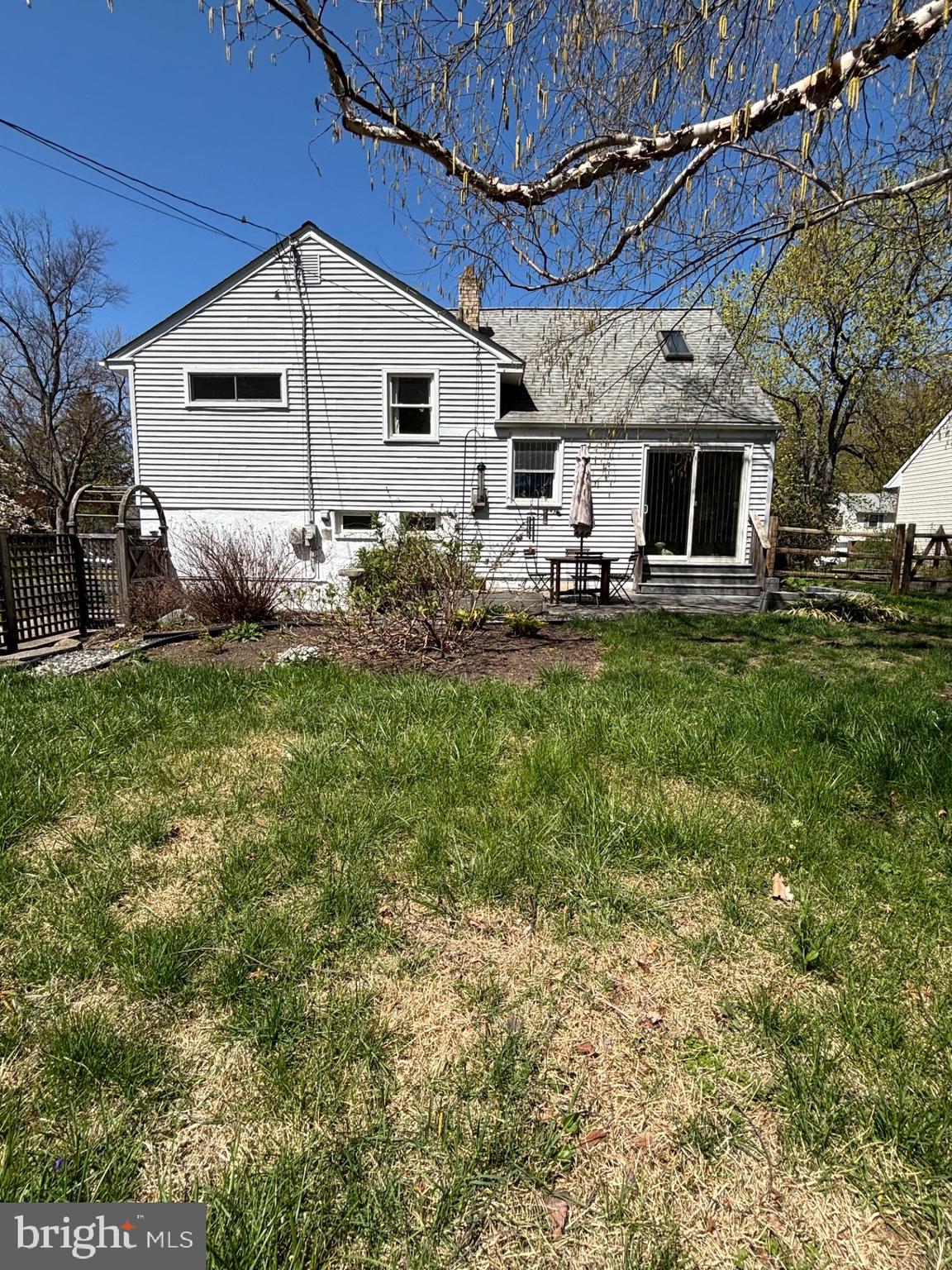 BELMONT TERR - Residential