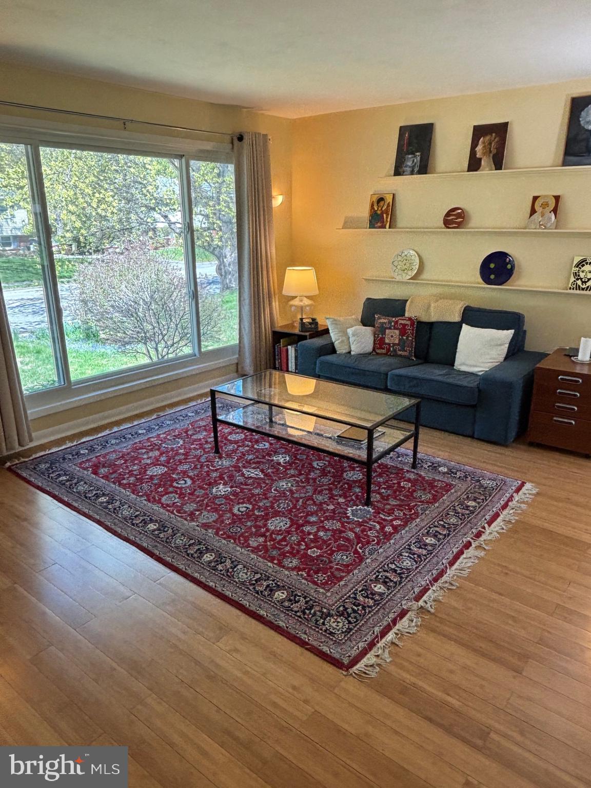 BELMONT TERR - Residential