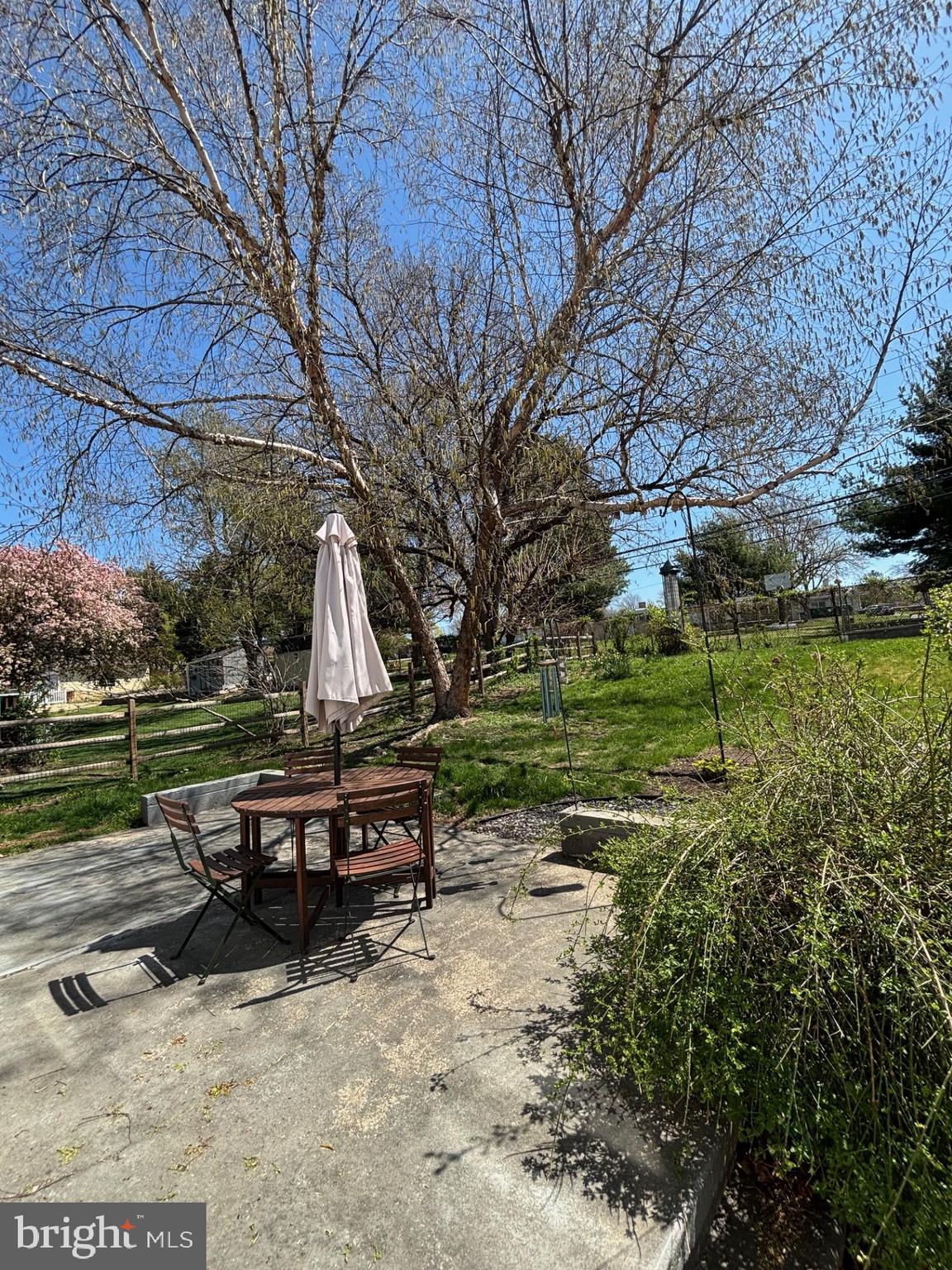 BELMONT TERR - Residential