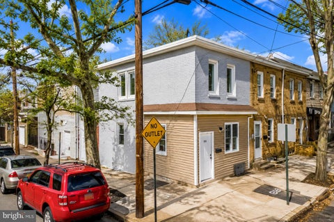 Townhouse For Rent - 565 Lamberton Street<br/> Mercer County, TRENTON, NJ 08611