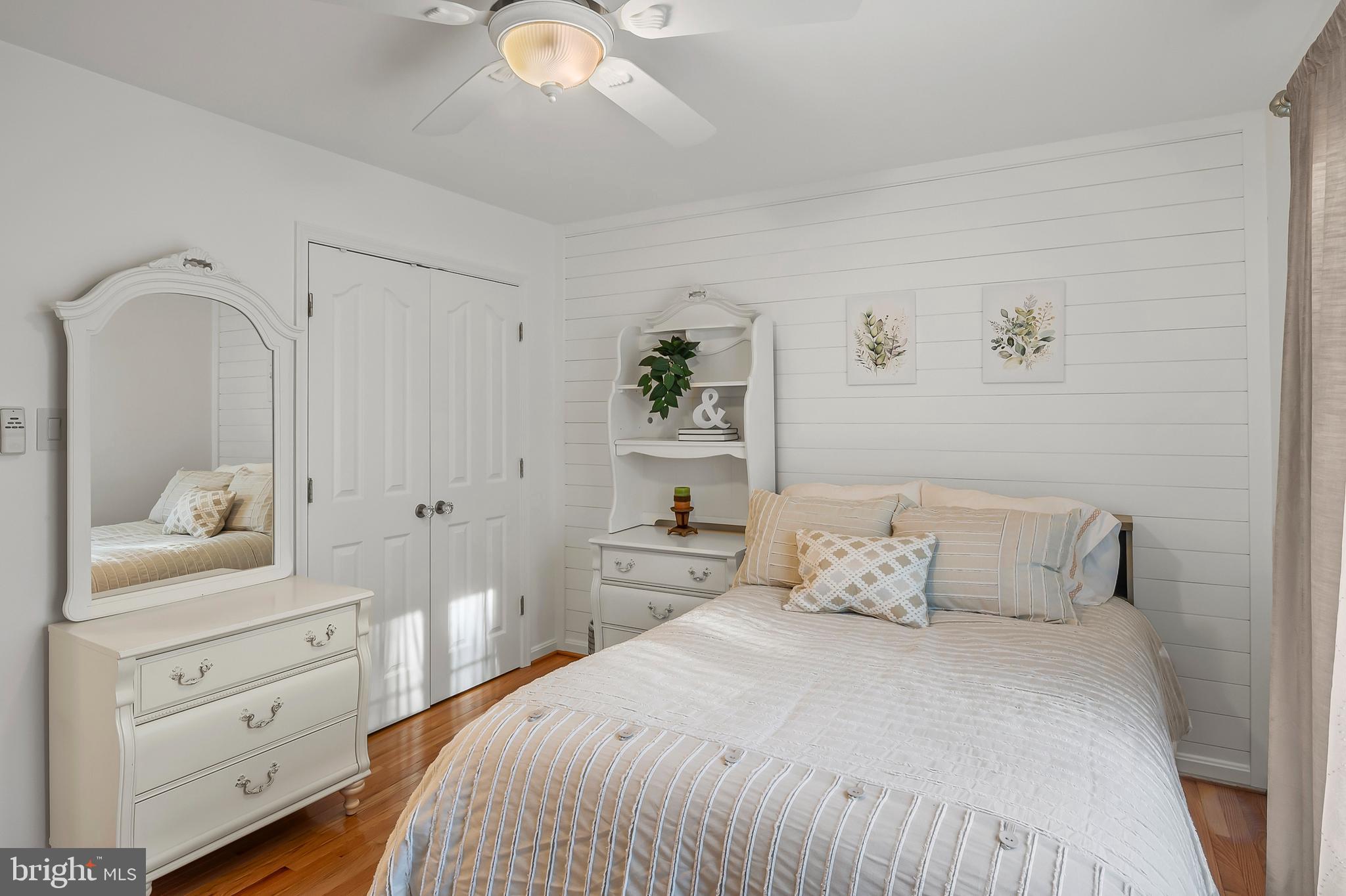 VILLAGE OF RIVER HILL - Residential