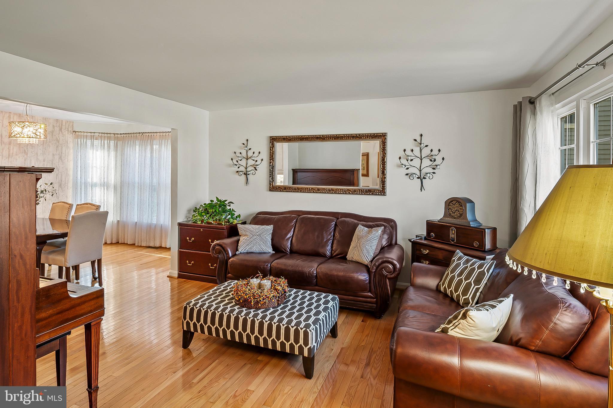 VILLAGE OF RIVER HILL - Residential