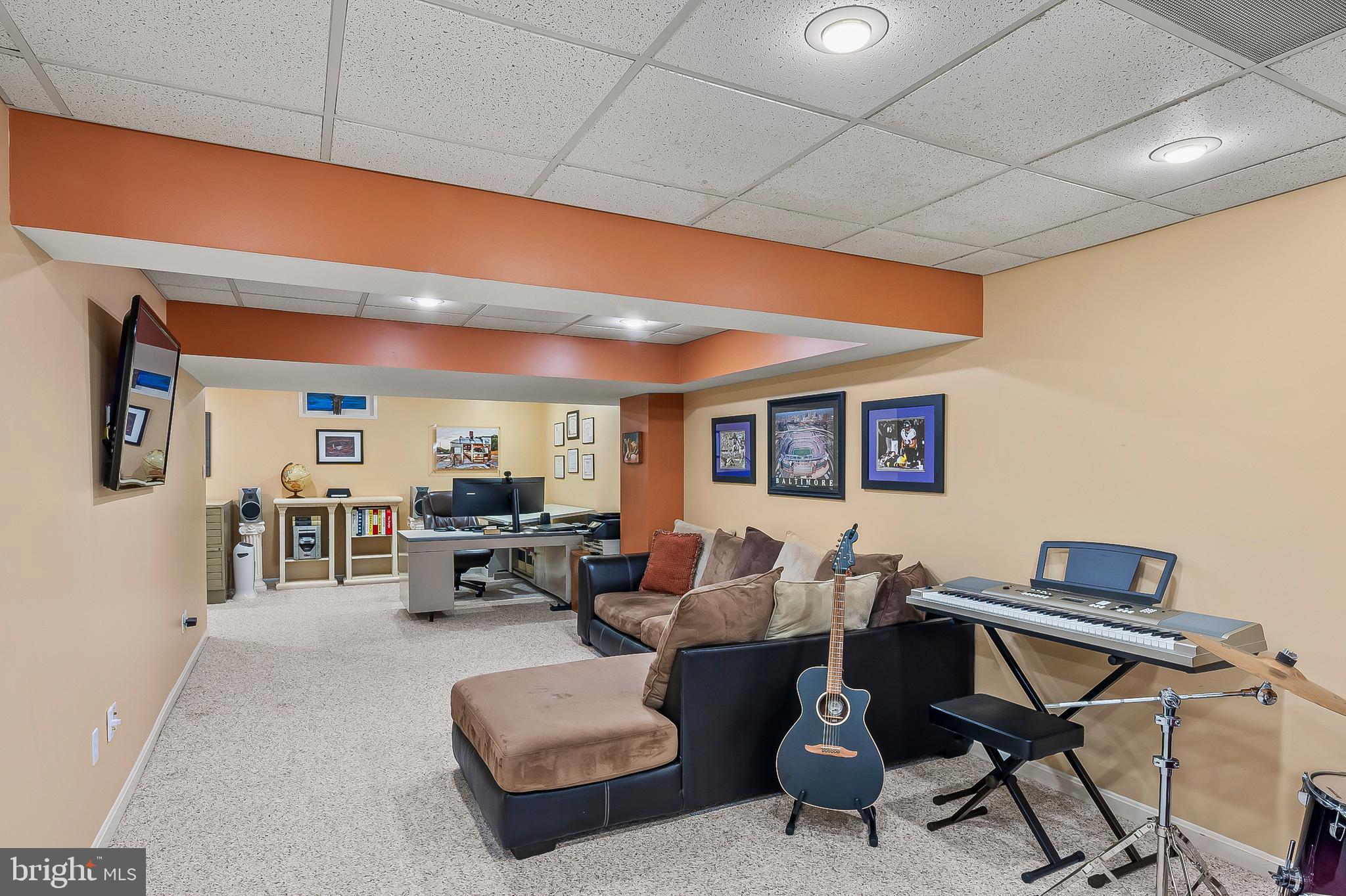 VILLAGE OF RIVER HILL - Residential