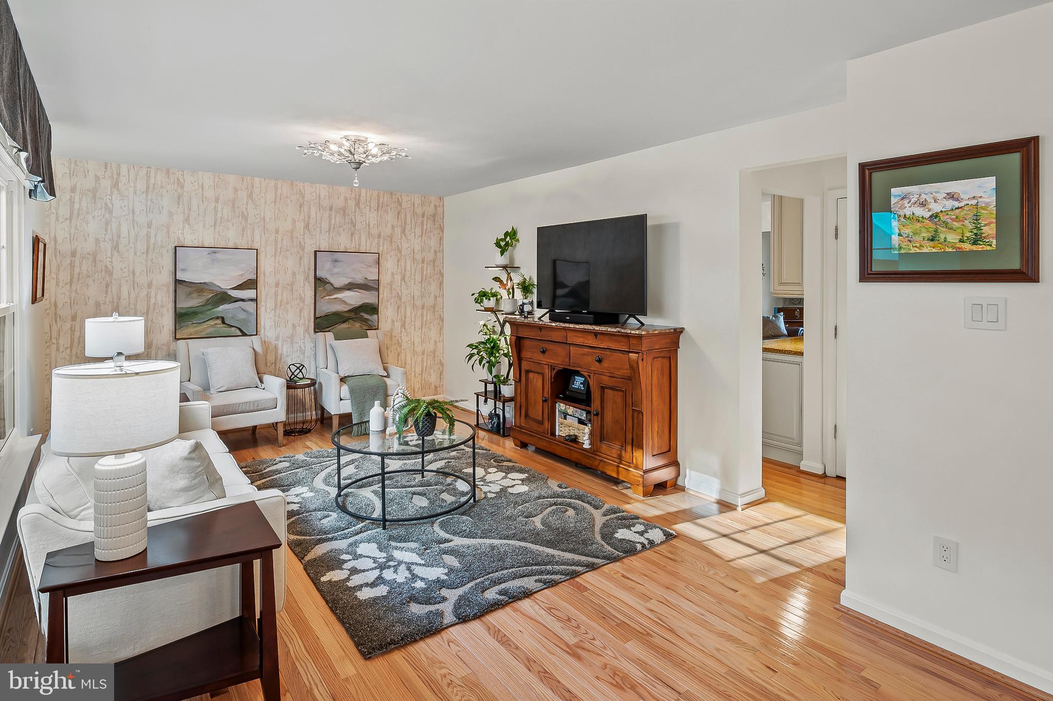 VILLAGE OF RIVER HILL - Residential