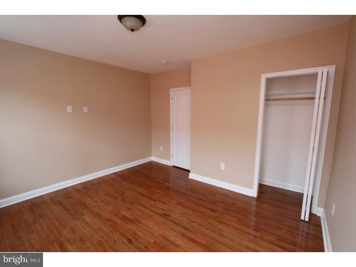 PORT RICHMOND - Residential