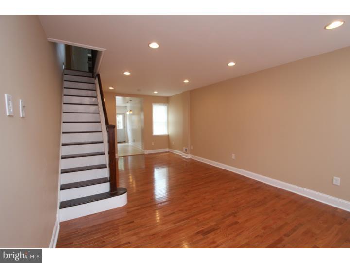 PORT RICHMOND - Residential