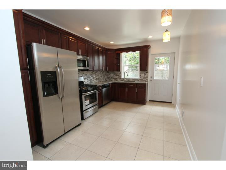 PORT RICHMOND - Residential