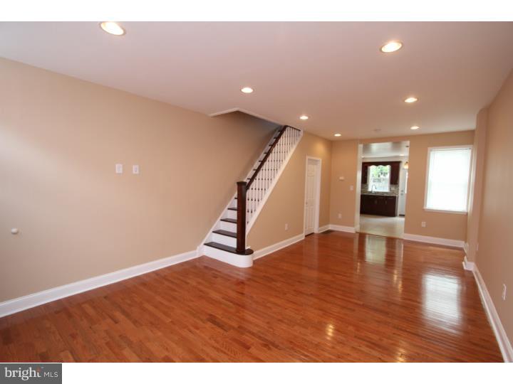 PORT RICHMOND - Residential