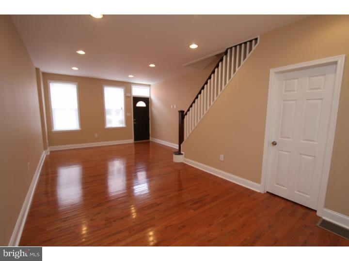 PORT RICHMOND - Residential