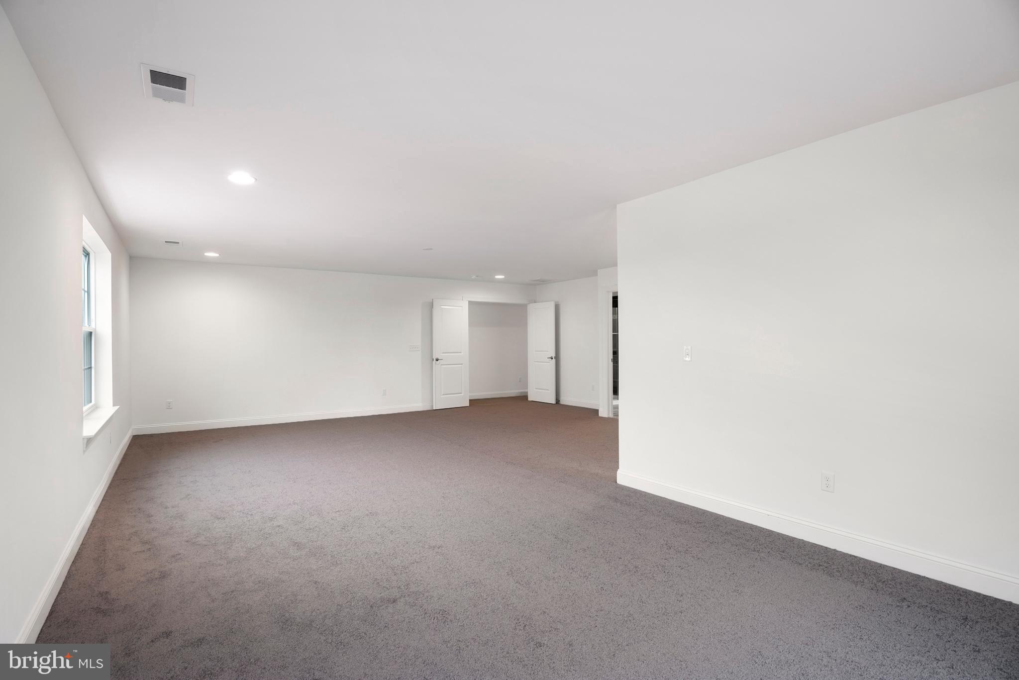 GREENE HILL FARM EST - Residential