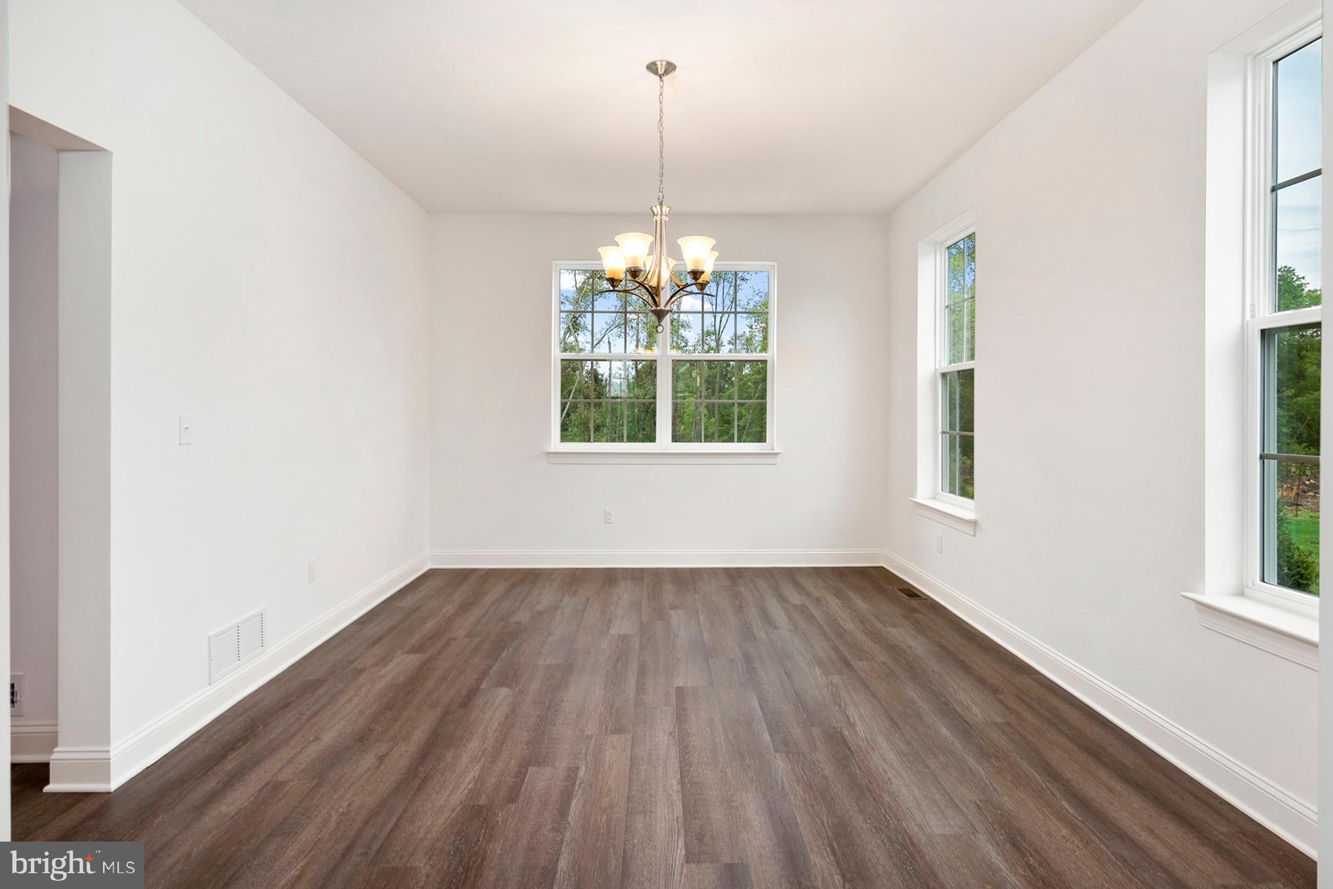 GREENE HILL FARM EST - Residential