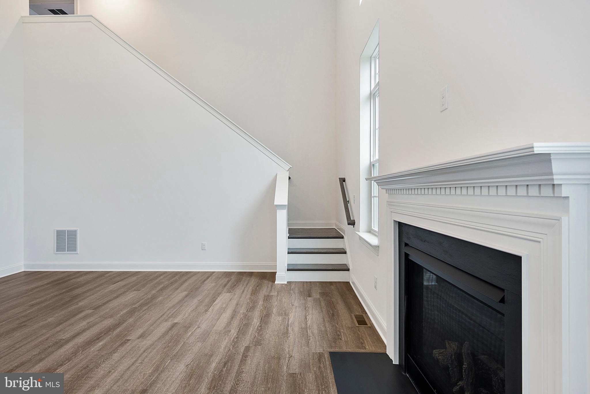 GREENE HILL FARM EST - Residential