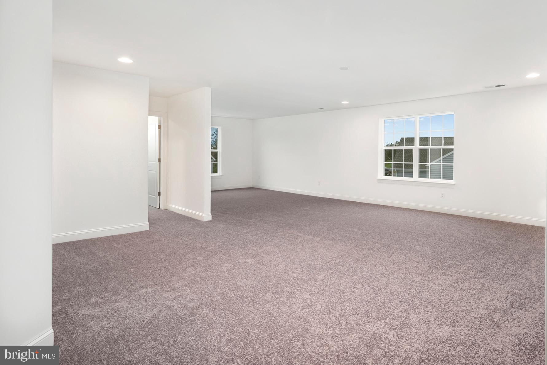 GREENE HILL FARM EST - Residential