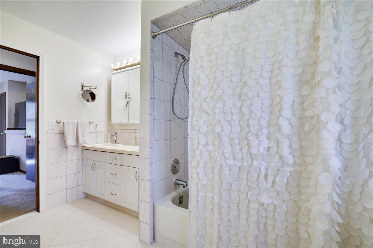 APPENZELL ESTATES - Residential