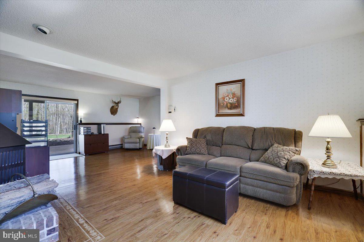 APPENZELL ESTATES - Residential