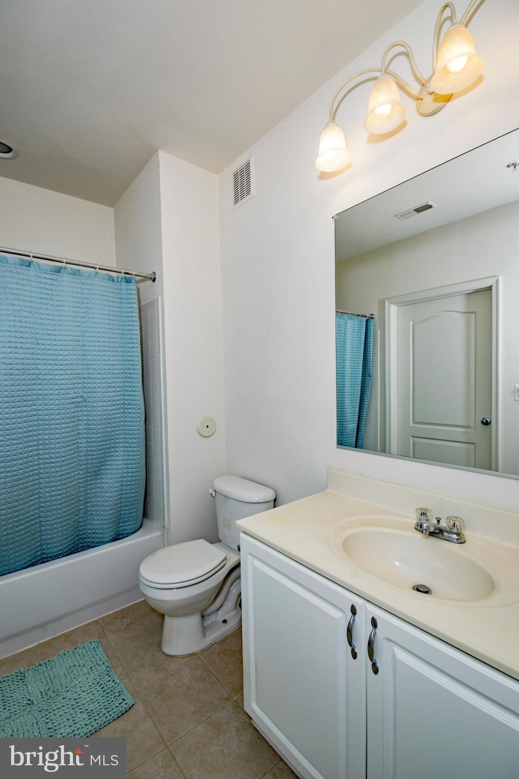 HIGH VIEW AT HUNT VALLEY - Residential Lease