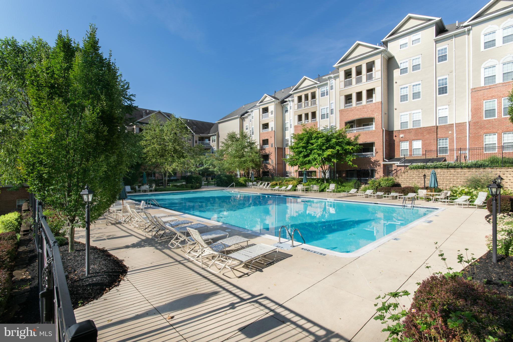 HIGH VIEW AT HUNT VALLEY - Residential Lease