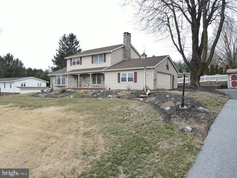 Photo of 137 Hill Road, NEW HOLLAND, PA 17557 (MLS # PALA2066714)