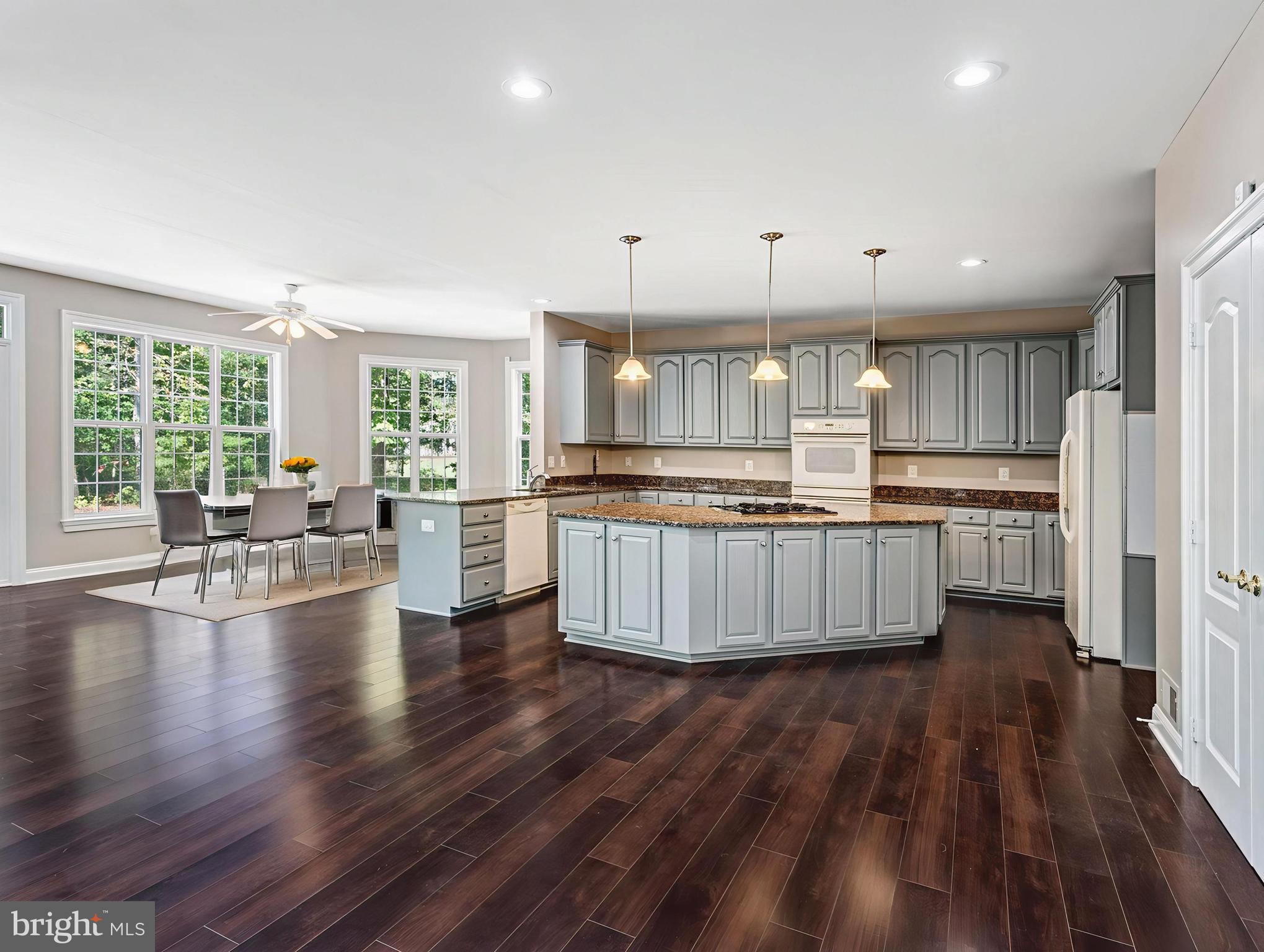 685 TELEGRAPH ROAD