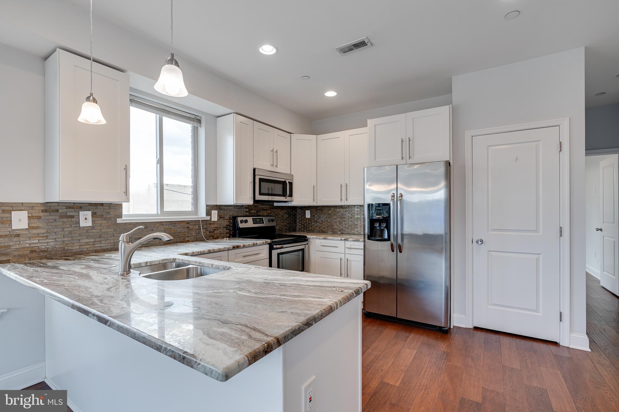 GRADUATE HOSPITAL - Residential