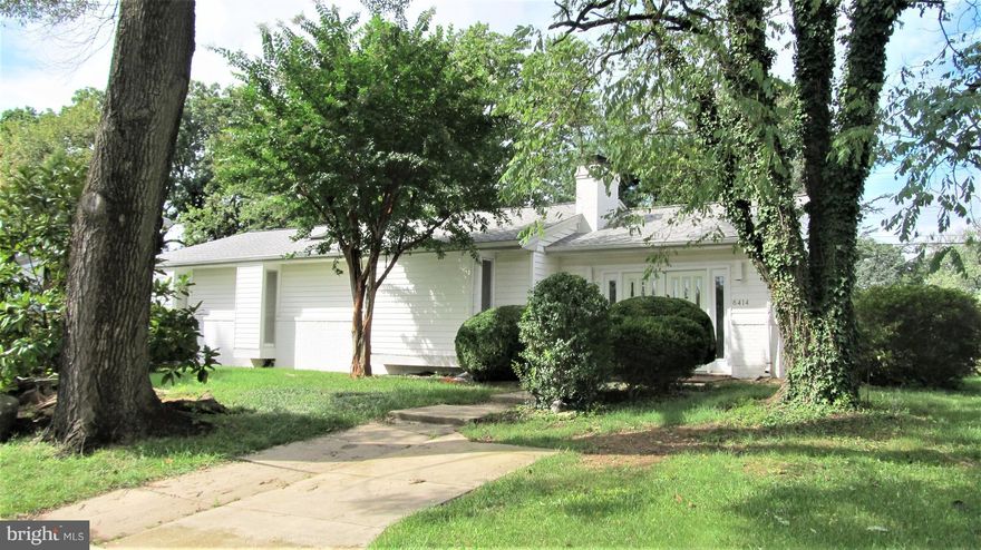 This 3 bedroom (possibly 4), 3 bath home was a decorator's show house.  Located close to main highways as well as a convenient commute to Northrup Grumman, Ft Meade and NSA!  Landscaped garden with glass gazebo/studio.  This home is one of a kind!