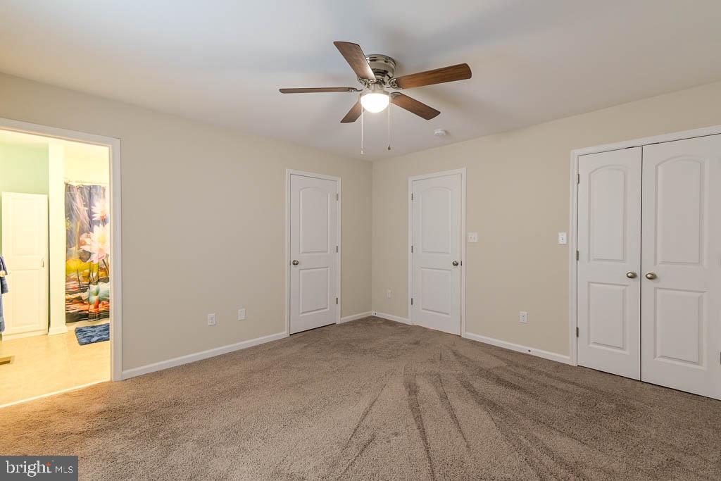 MIDDLE CREEK MANOR - Residential Lease