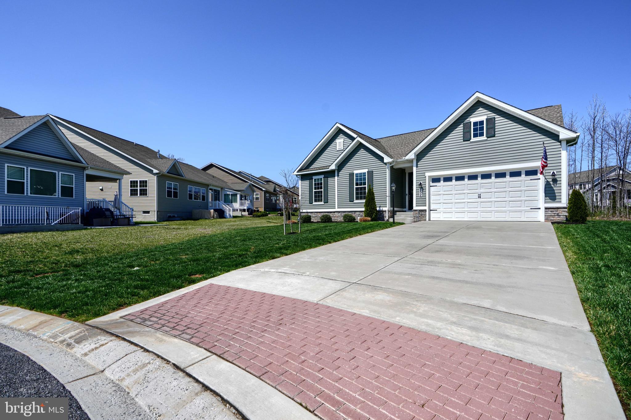 502 TABASCO CAT COURT