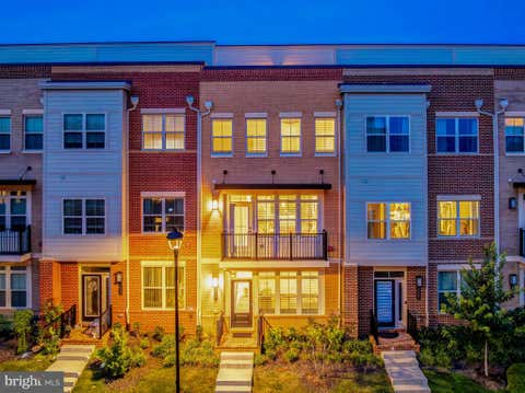 Townhouse For Sale - 3825 Tussica Way<br/> FAIRFAX, VA 22030