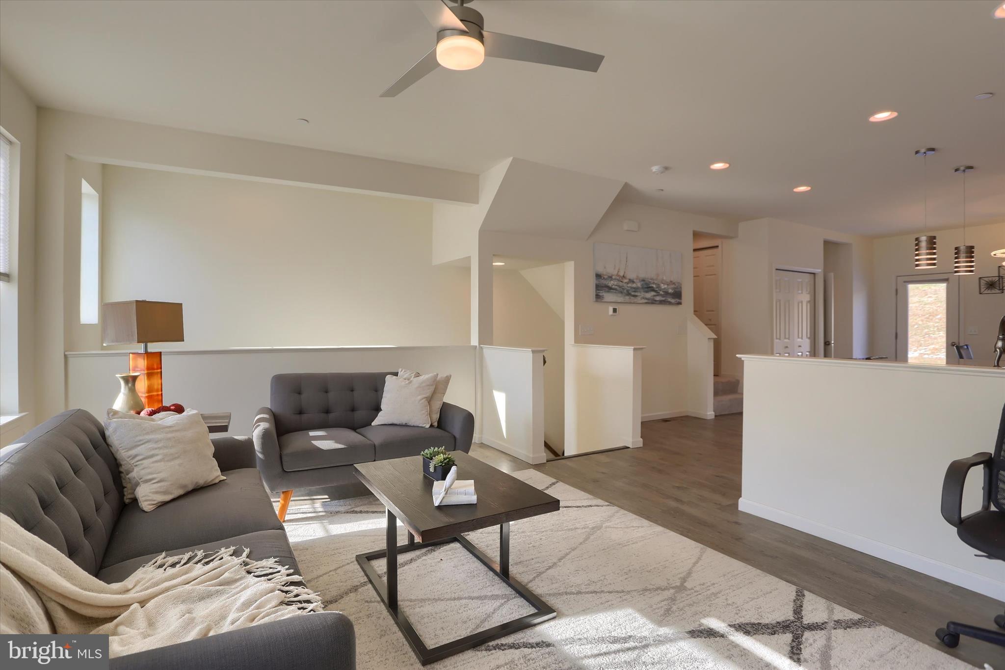 HANBURY COURT AT WINDING HILLS - Residential