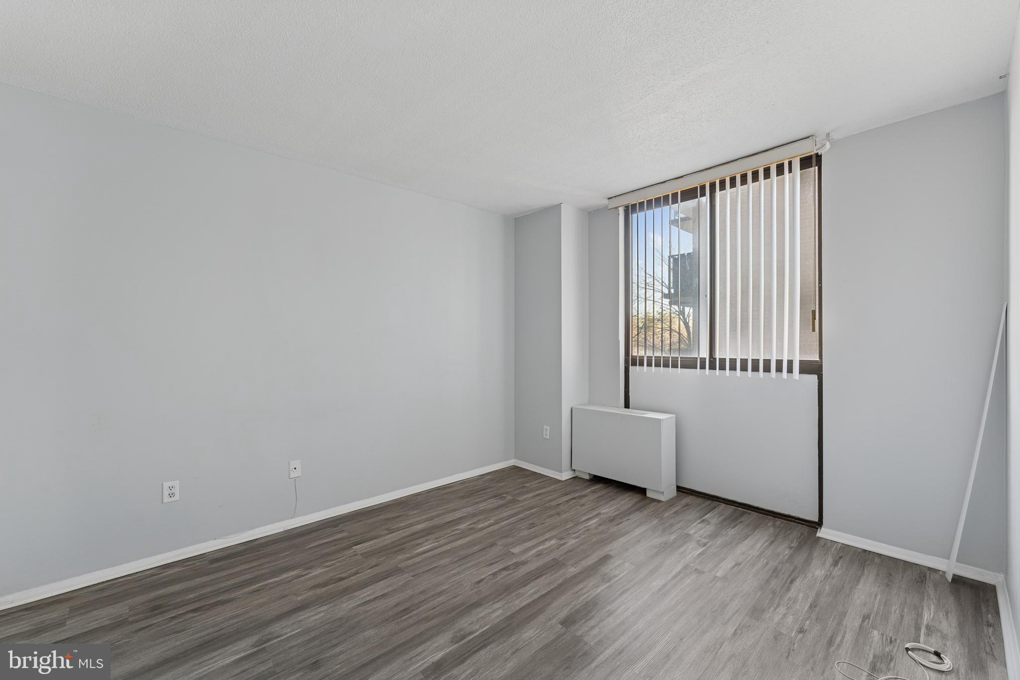 TOWERS IN WESTCHESTER PARK - Residential Lease