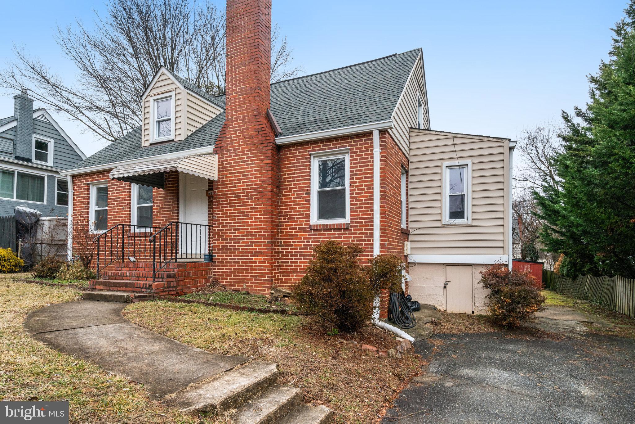 2833 SUMMERFIELD ROAD