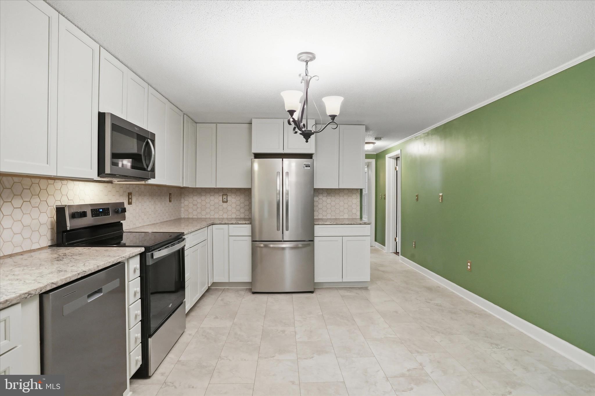 SHASTA EAST - Residential