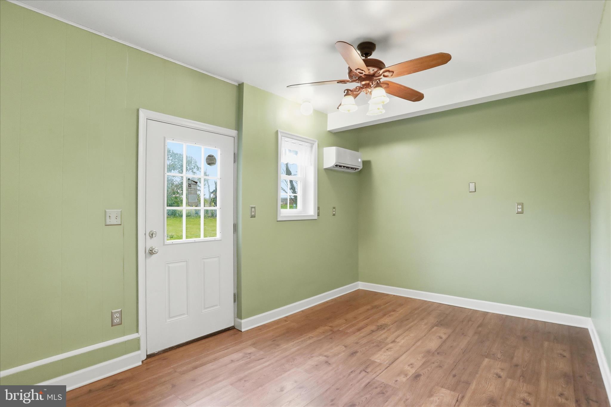 SHASTA EAST - Residential