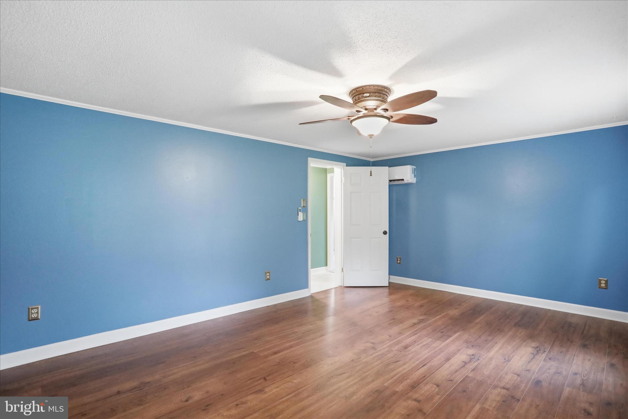SHASTA EAST - Residential