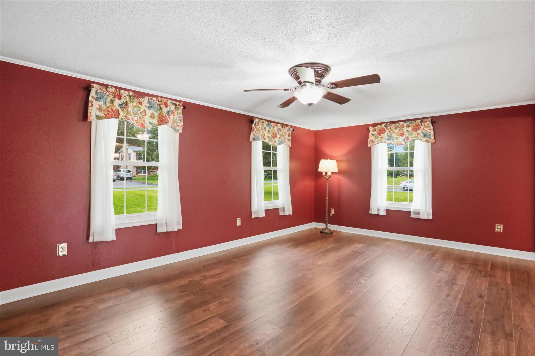 SHASTA EAST - Residential